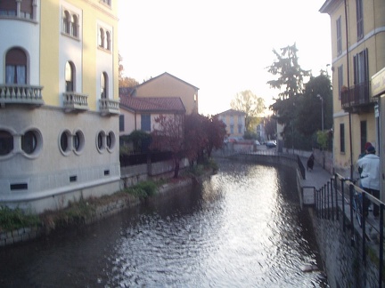 10 Ponte dei Leoni il Lambro visto dal ponte