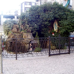 Monza Altaroli Grotte