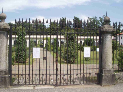 00 Monza Villa Reale ingresso al Roseto Niso Fumagalli
